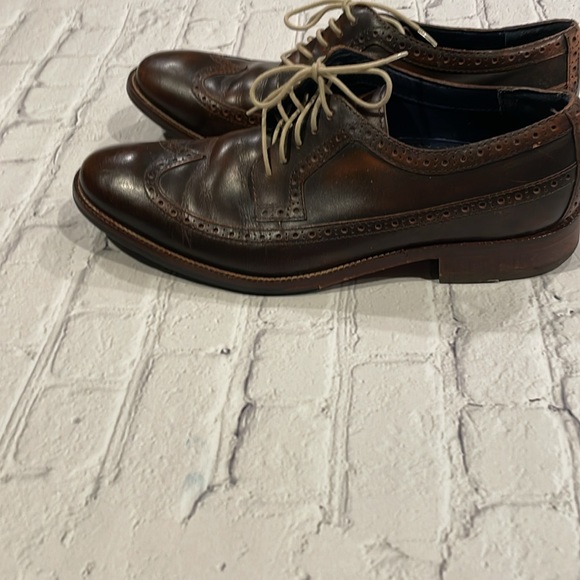 Cole Haan leather wingtip shoes. Men’s size 9.5 - Picture 4 of 6